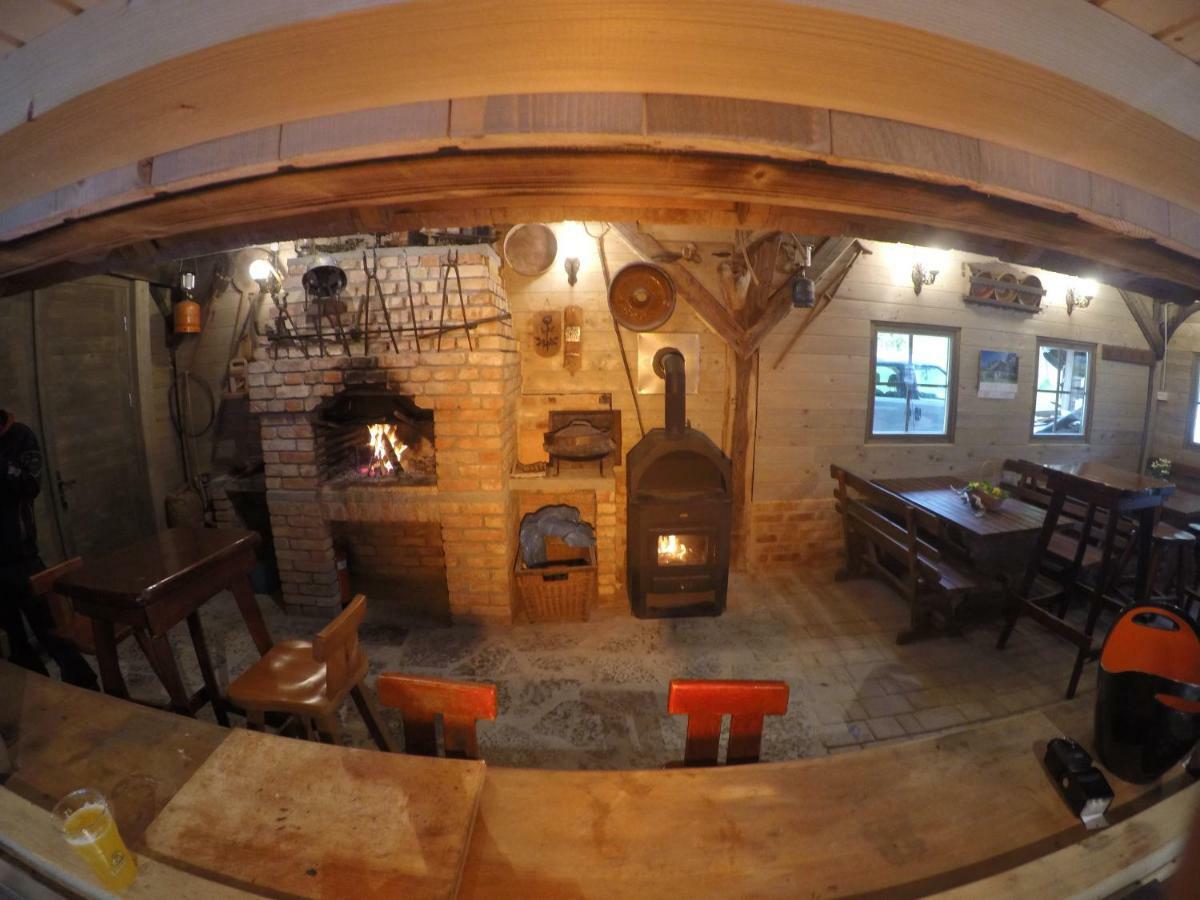 Estate Marjetin Dom Hotel Idrija Luaran gambar