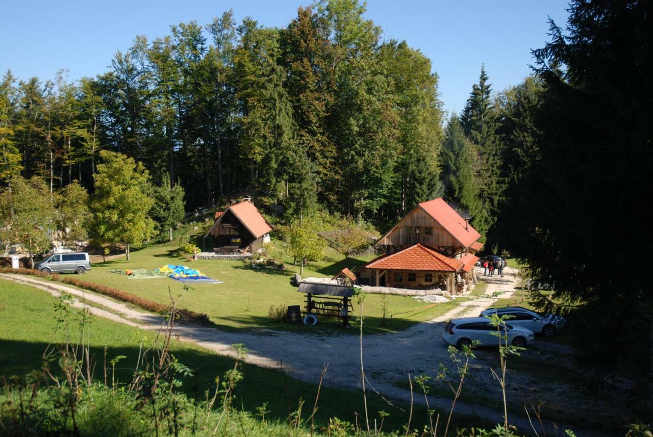 Estate Marjetin Dom Hotel Idrija Luaran gambar